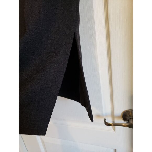 Jones New York charcoal, wool blend skirt with side split, size 14 - Picture 2 of 6